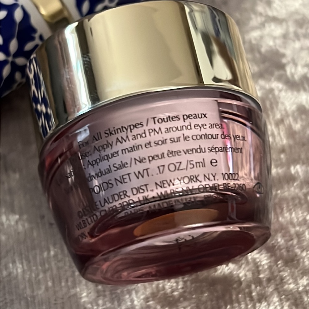 Estée Lauder Bundle - Picture 4 of 6
